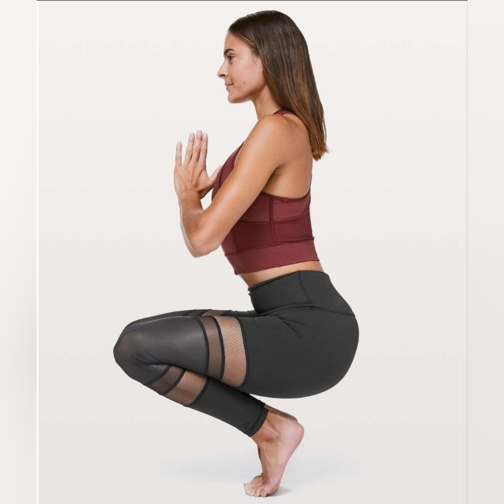 Lululemon Seek The Heat Tight Black Size 4 Blokette Sporty Chic - Picture 3 of 8